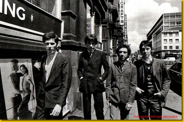 Buzzcocks В начале 1978 года выходит второй по счету сингл группы «What Do I Get?»